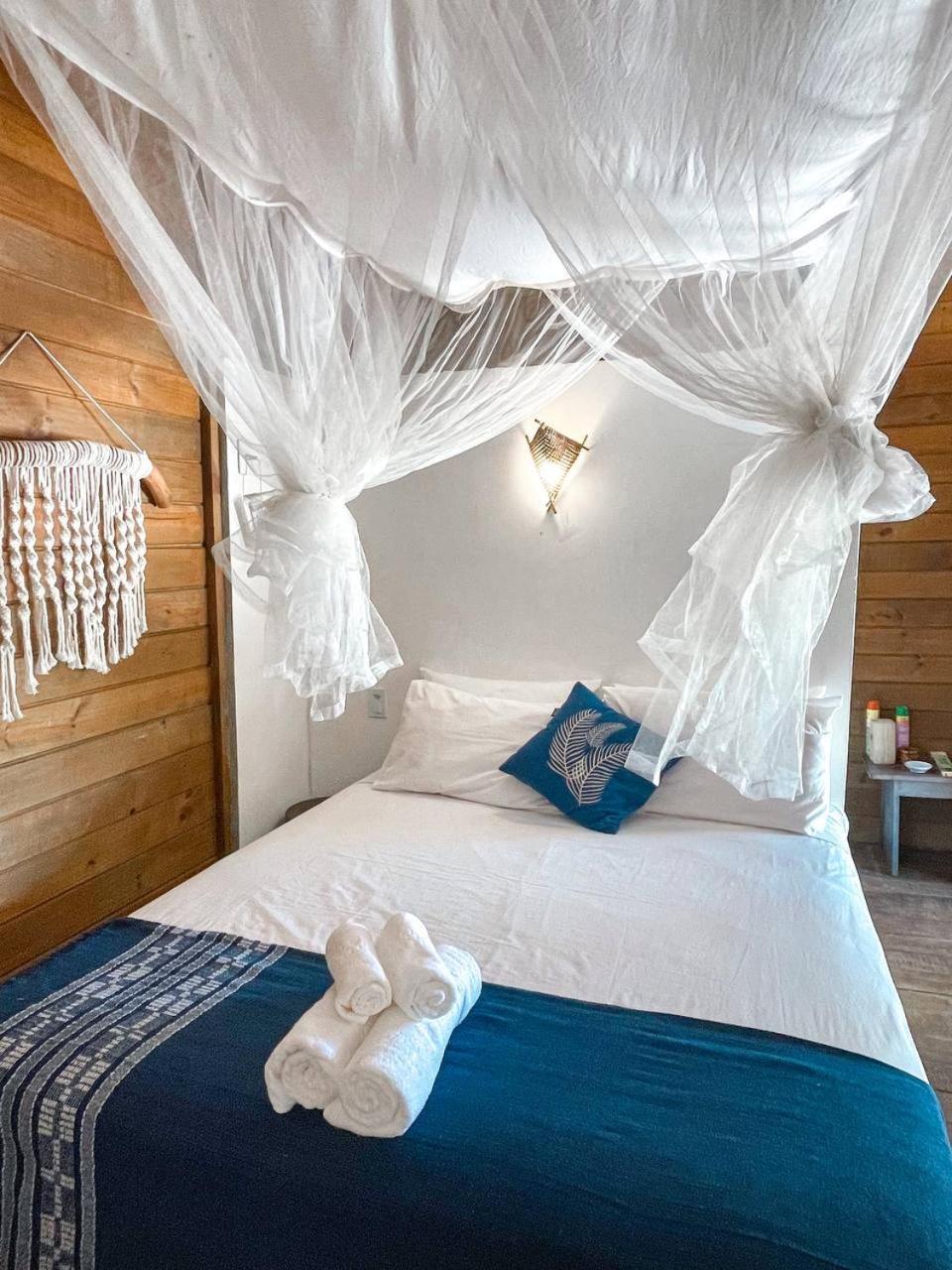 Atins Beach House e Chalés Kültér fotó