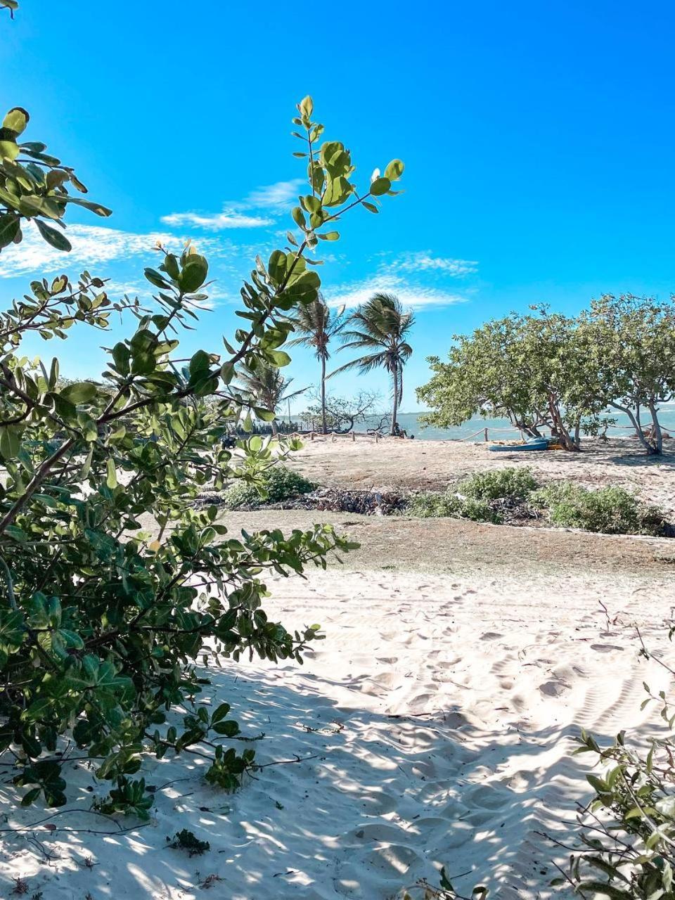Atins Beach House e Chalés Kültér fotó