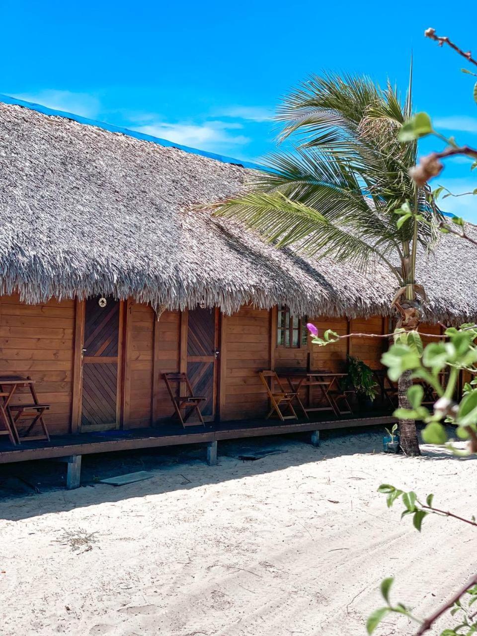 Atins Beach House e Chalés Kültér fotó