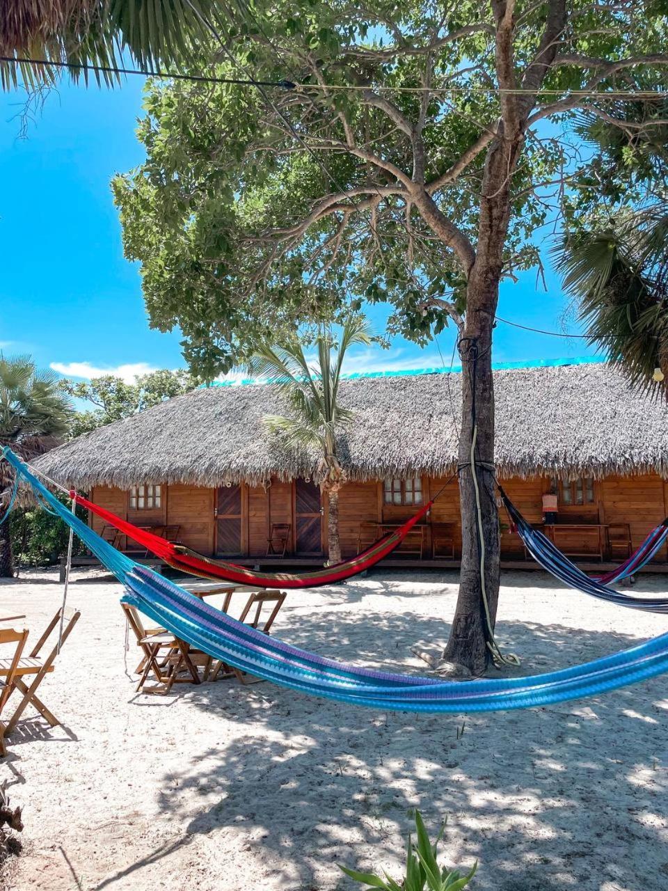 Atins Beach House e Chalés Kültér fotó