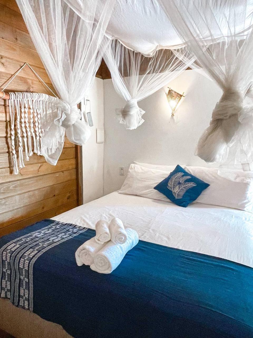 Atins Beach House e Chalés Kültér fotó